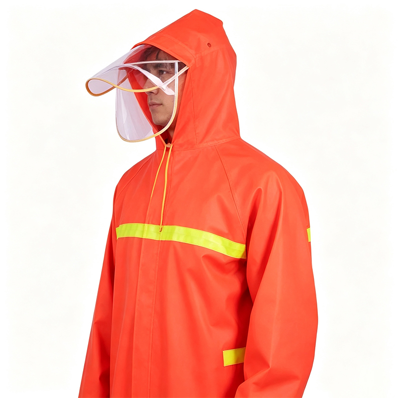Saumaton hitsattu Long Coat -tyylinen sadetakki